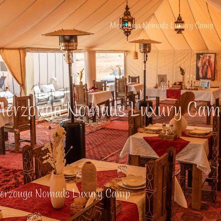 Merzouga Nomads Luxury Camp ภายนอก รูปภาพ