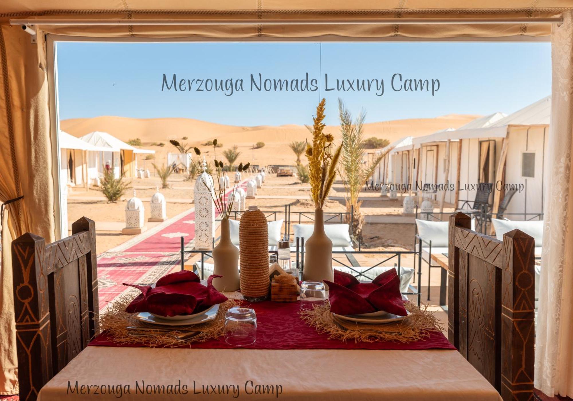 Merzouga Nomads Luxury Camp ภายนอก รูปภาพ