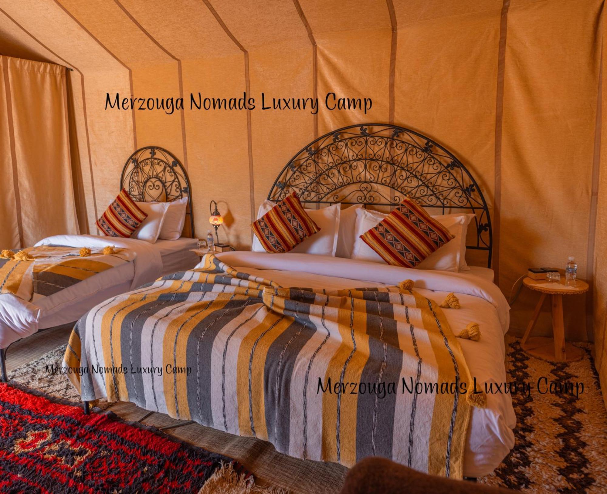 Merzouga Nomads Luxury Camp ภายนอก รูปภาพ