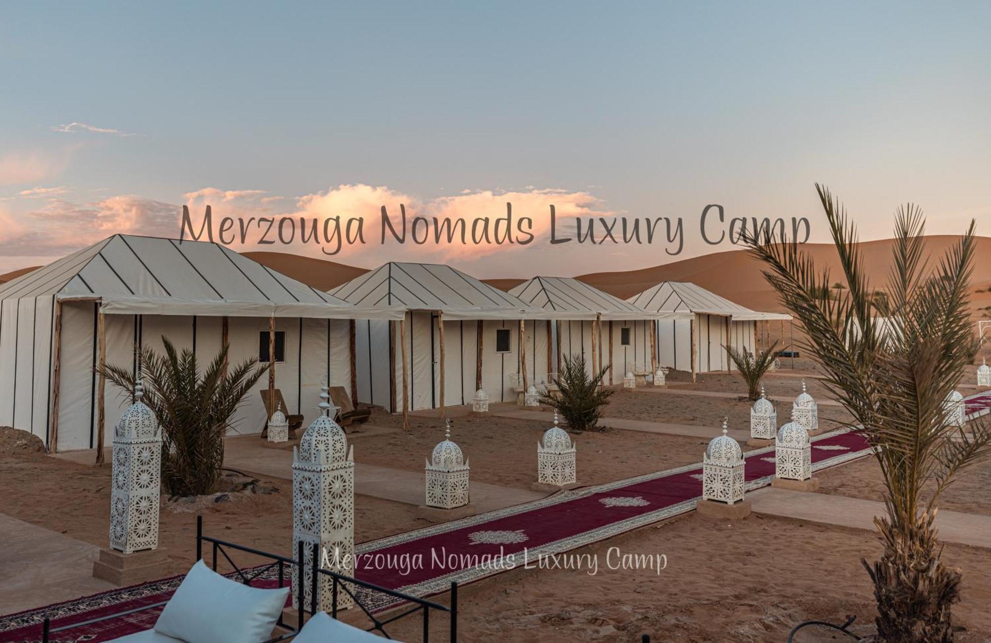 Merzouga Nomads Luxury Camp ภายนอก รูปภาพ