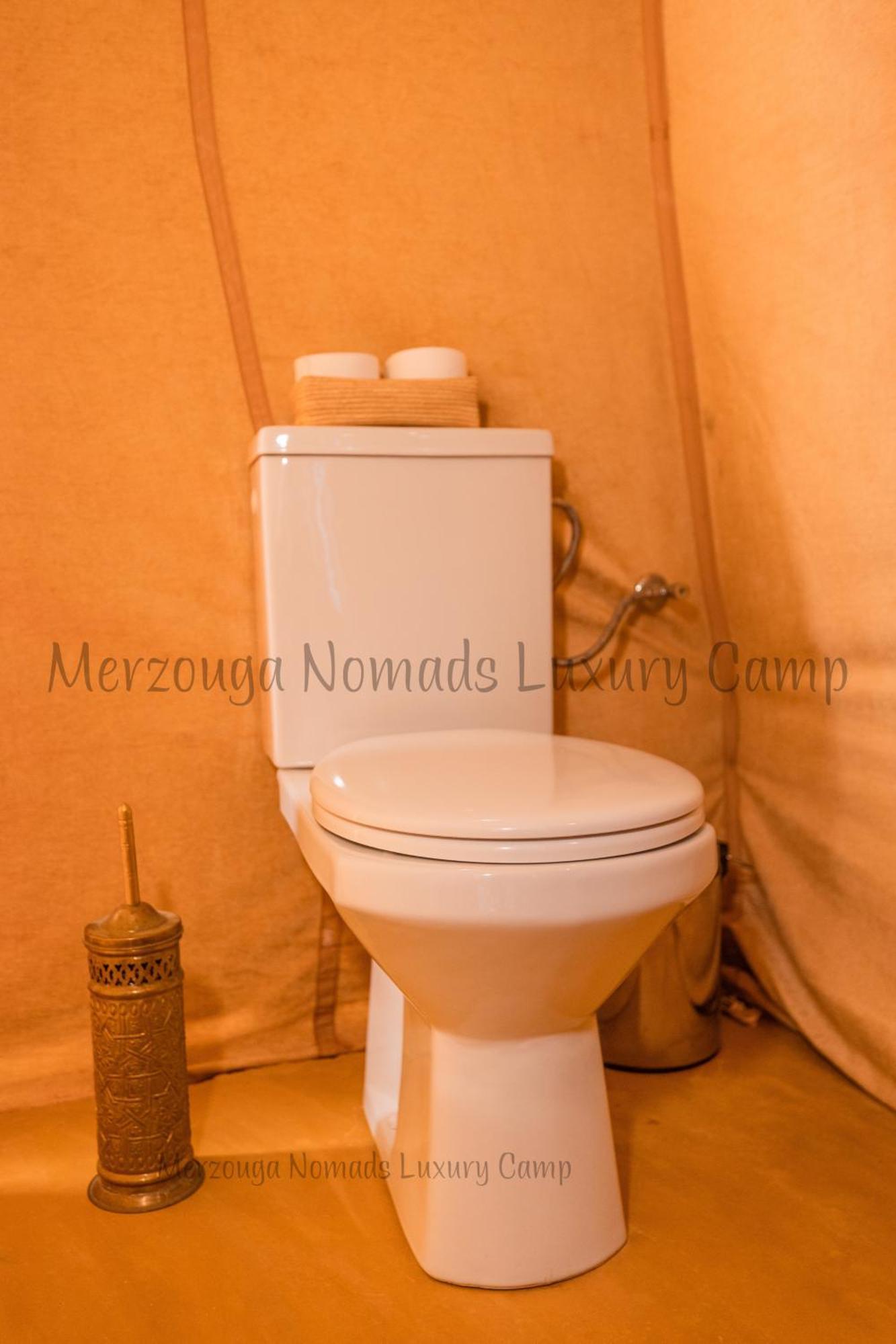 Merzouga Nomads Luxury Camp ภายนอก รูปภาพ