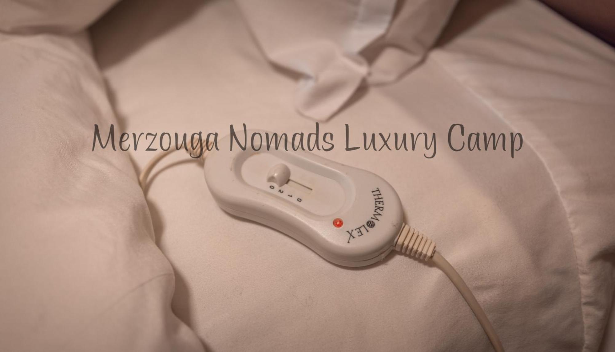 Merzouga Nomads Luxury Camp ภายนอก รูปภาพ