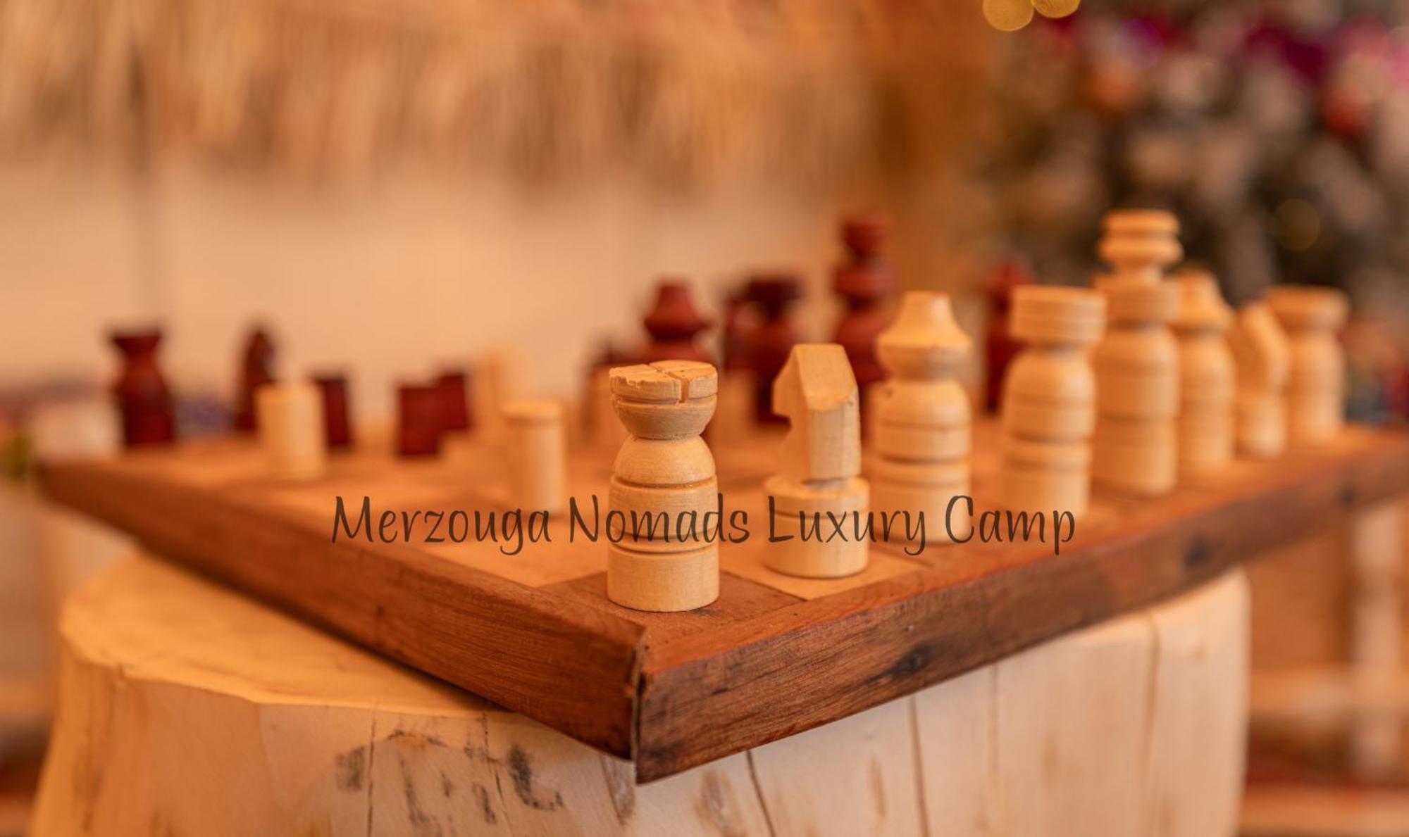 Merzouga Nomads Luxury Camp ภายนอก รูปภาพ