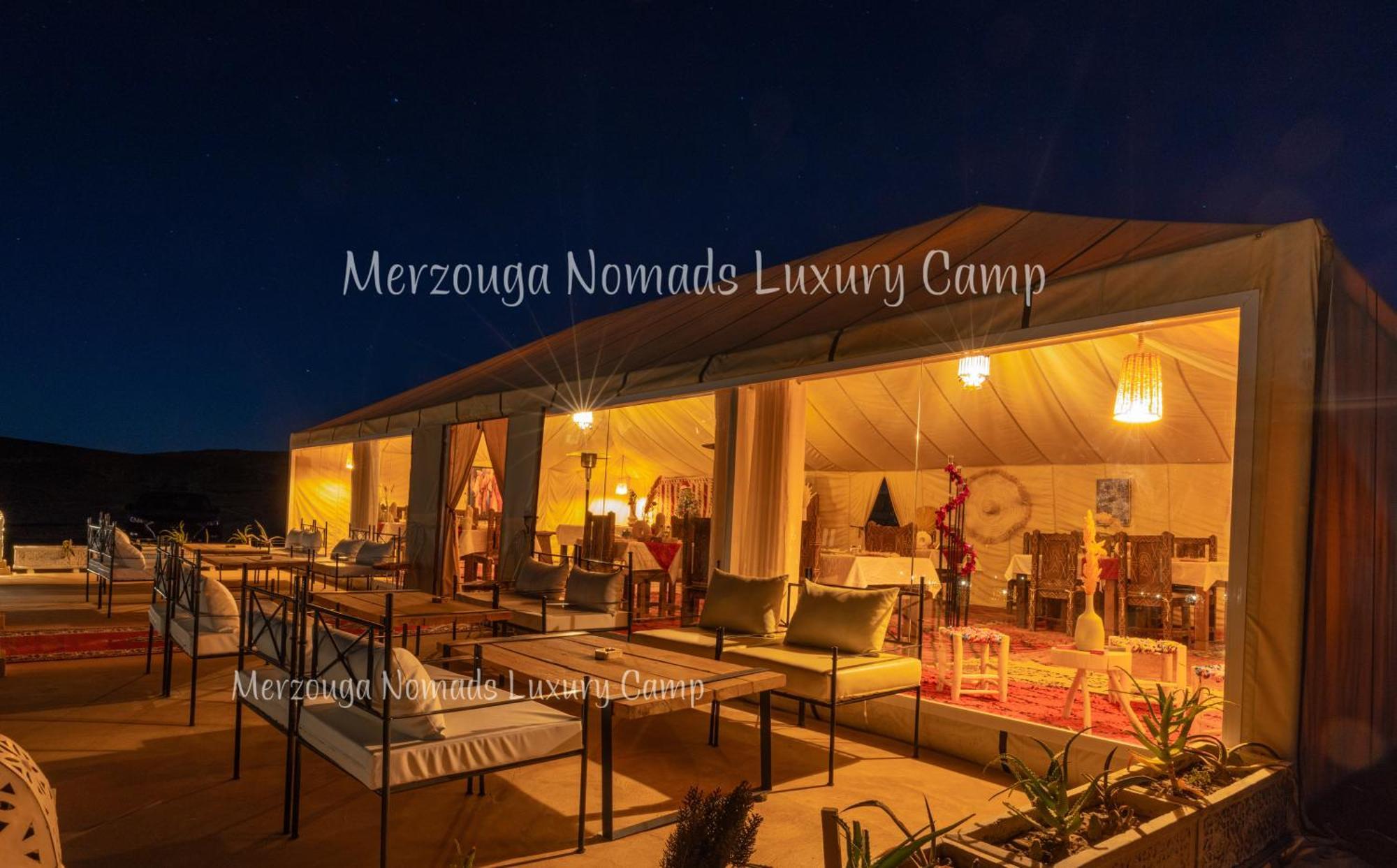 Merzouga Nomads Luxury Camp ภายนอก รูปภาพ