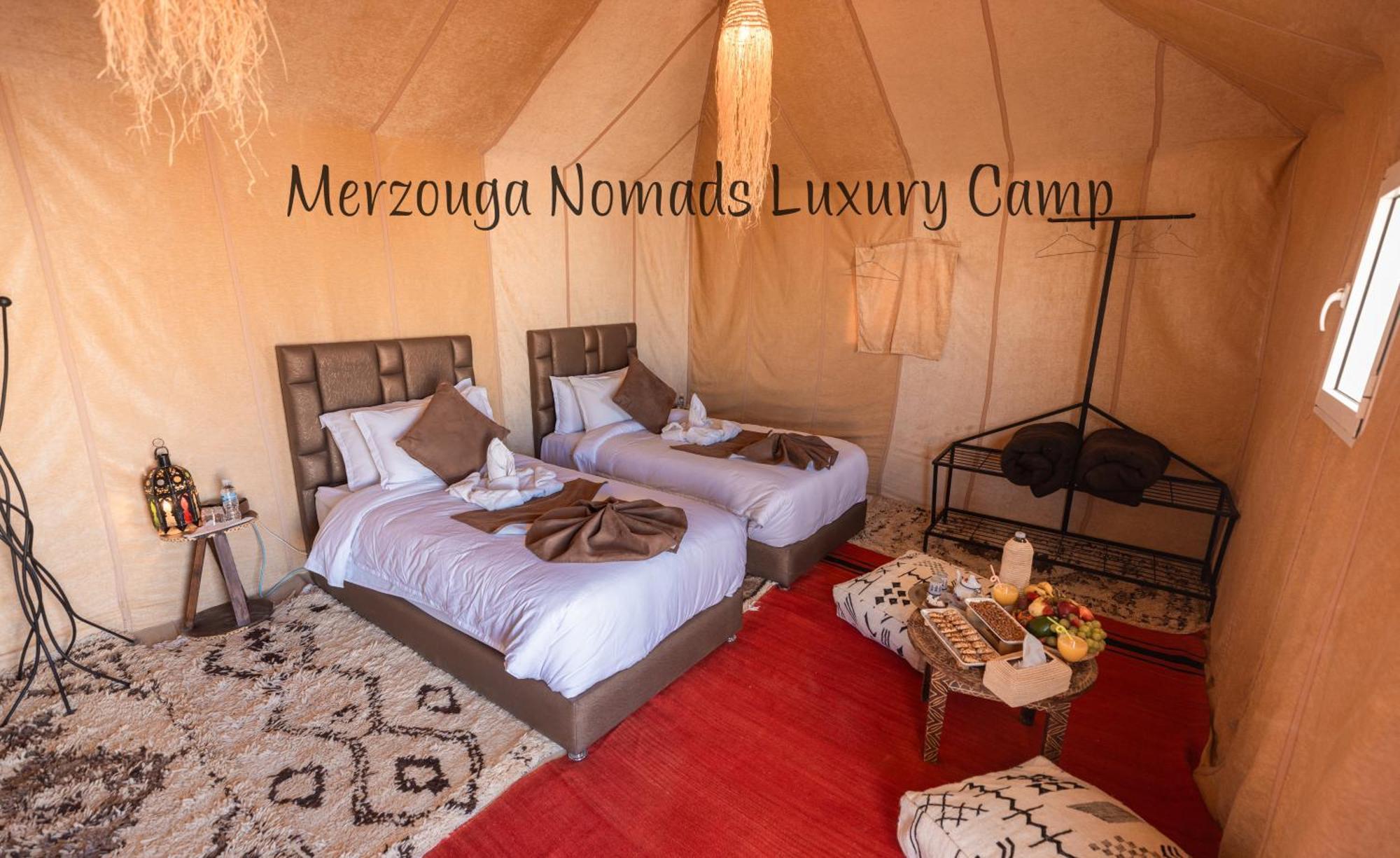 Merzouga Nomads Luxury Camp ภายนอก รูปภาพ