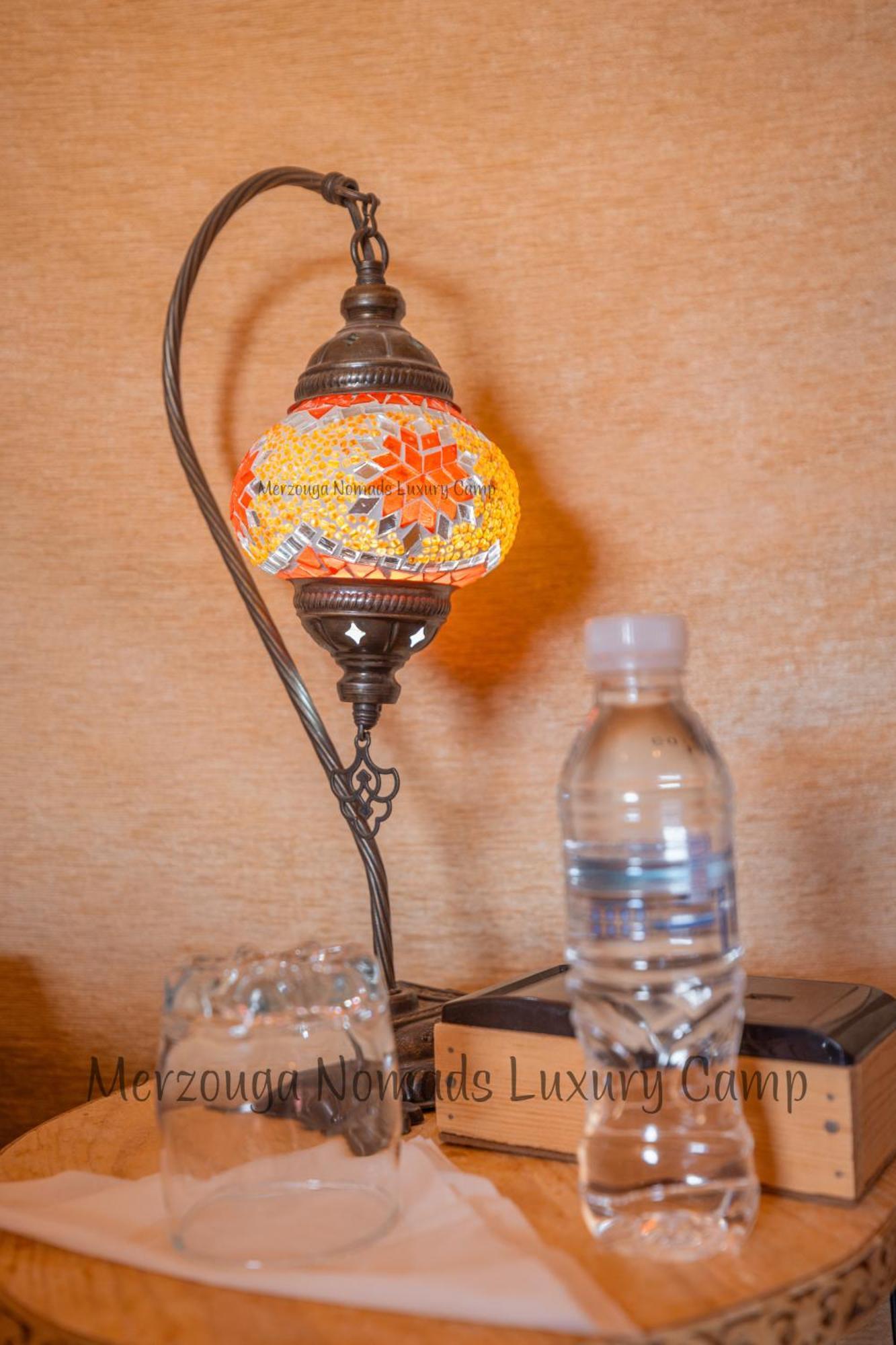 Merzouga Nomads Luxury Camp ภายนอก รูปภาพ