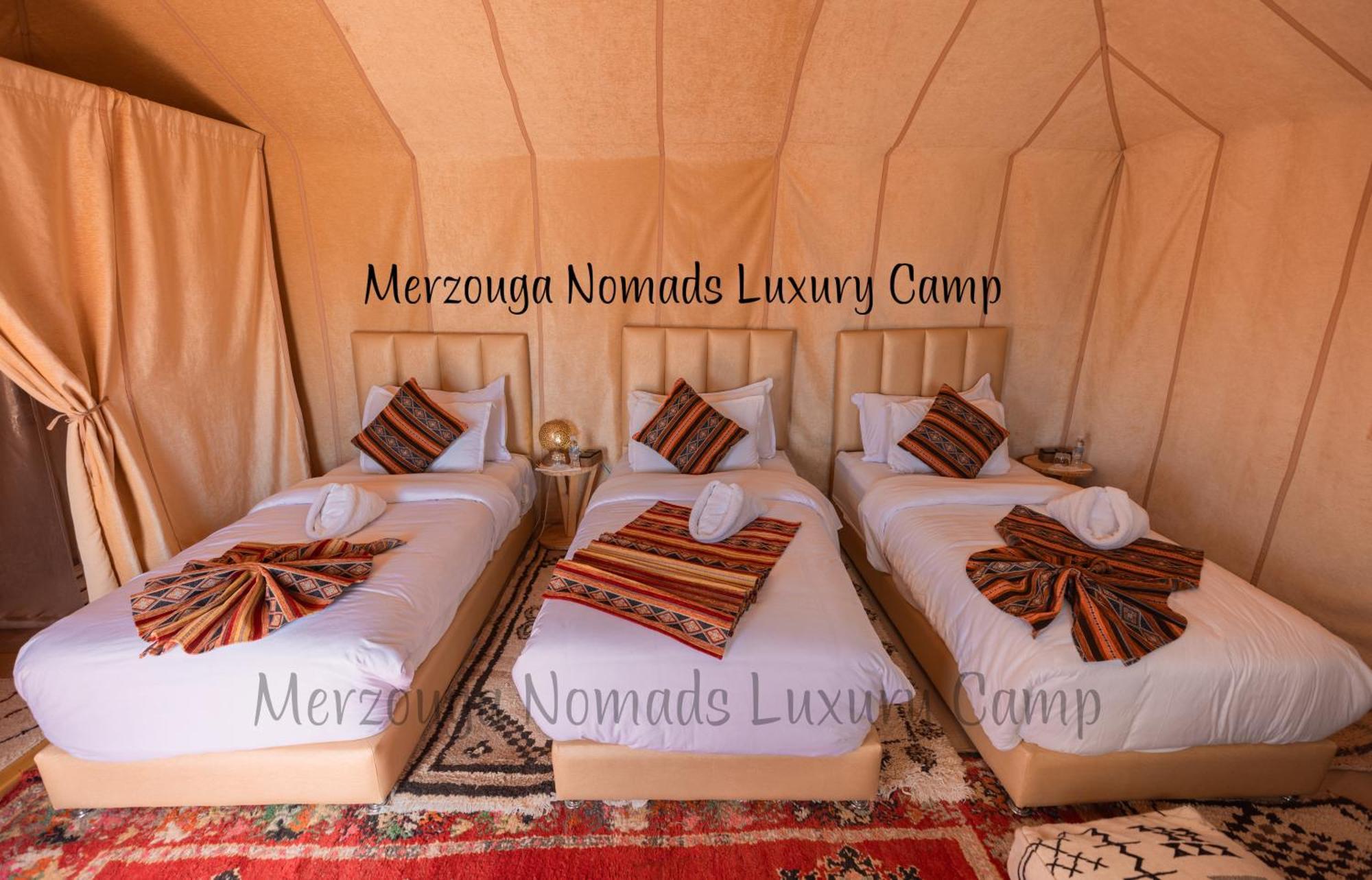 Merzouga Nomads Luxury Camp ภายนอก รูปภาพ